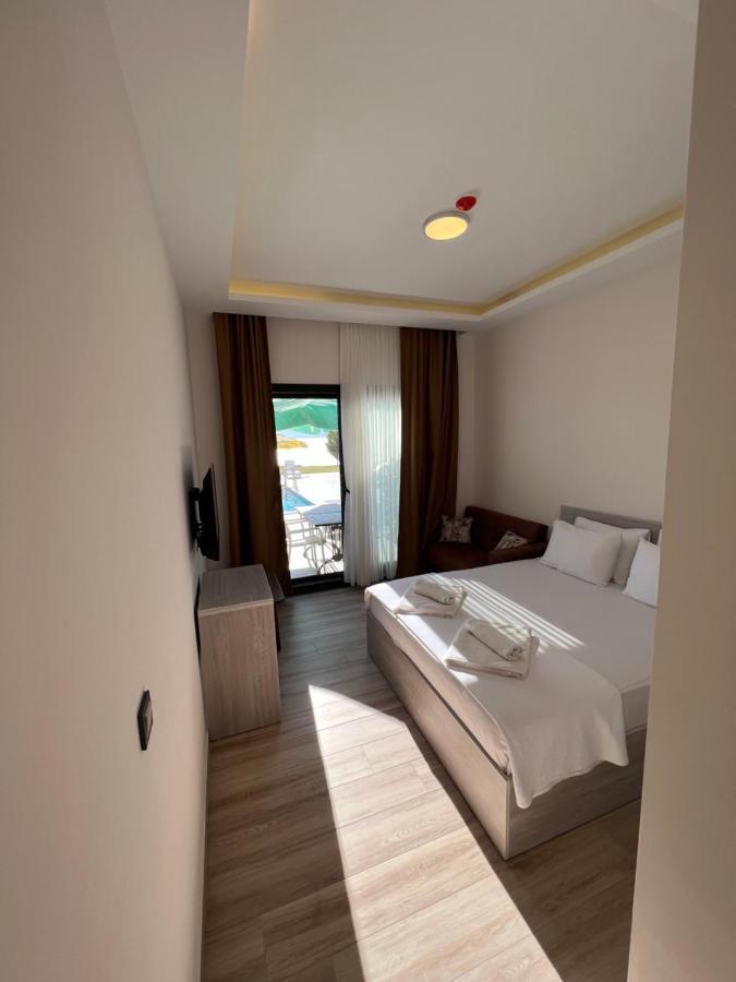 Life Point Hotel Çeşme Esterno foto